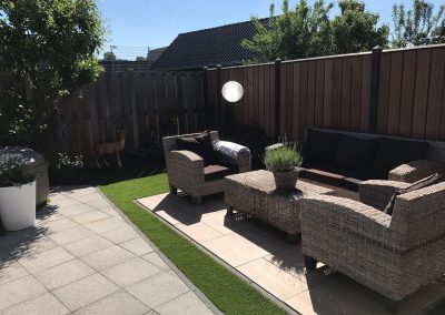 Aanleg keramisch terras kunstgras Nunspeet