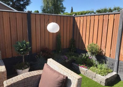 Aanleg tuin keramisch terras kunstgras Nunspeet