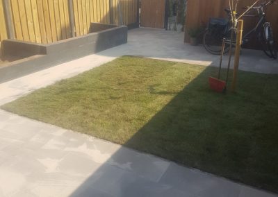 Tuinaanleg onderhoudsarme nieuwbouw tuin Amersfoort bestrating