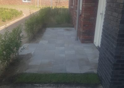 Tuinaanleg Amersfoort bestrating nieuwbouw
