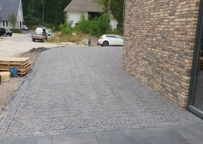 bestrating oprit nieuwbouw Apeldoorn