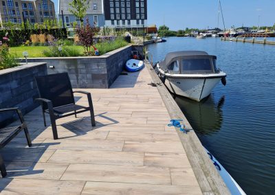 Complete aanleg voor en achtertuin Waterfront Harderwijk