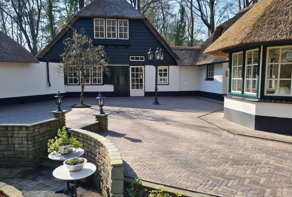 Bestrating terras met gebakken waaltjes Nunspeet