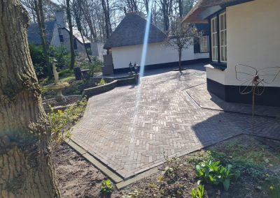 Bestrating terras met gebakken waaltjes Nunspeet