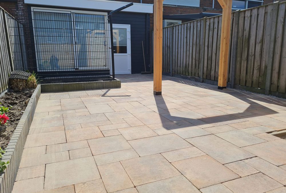 Herstraten achtertuin Zeewolde