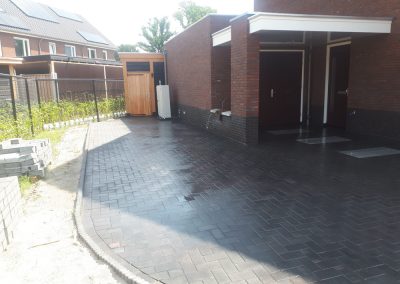 JBeelen bestratingen tuinaanleg sierbestrating achtertuin terras gras leggen Nunspeet