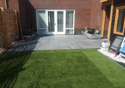 JBeelen bestratingen tuinaanleg sierbestrating achtertuin terras gras leggen Nunspeet