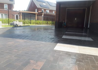 JBeelen bestratingen tuinaanleg sierbestrating achtertuin terras gras leggen Nunspeet